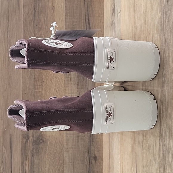 Converse Boots Brand new in the box no lid. - Picture 5 of 12